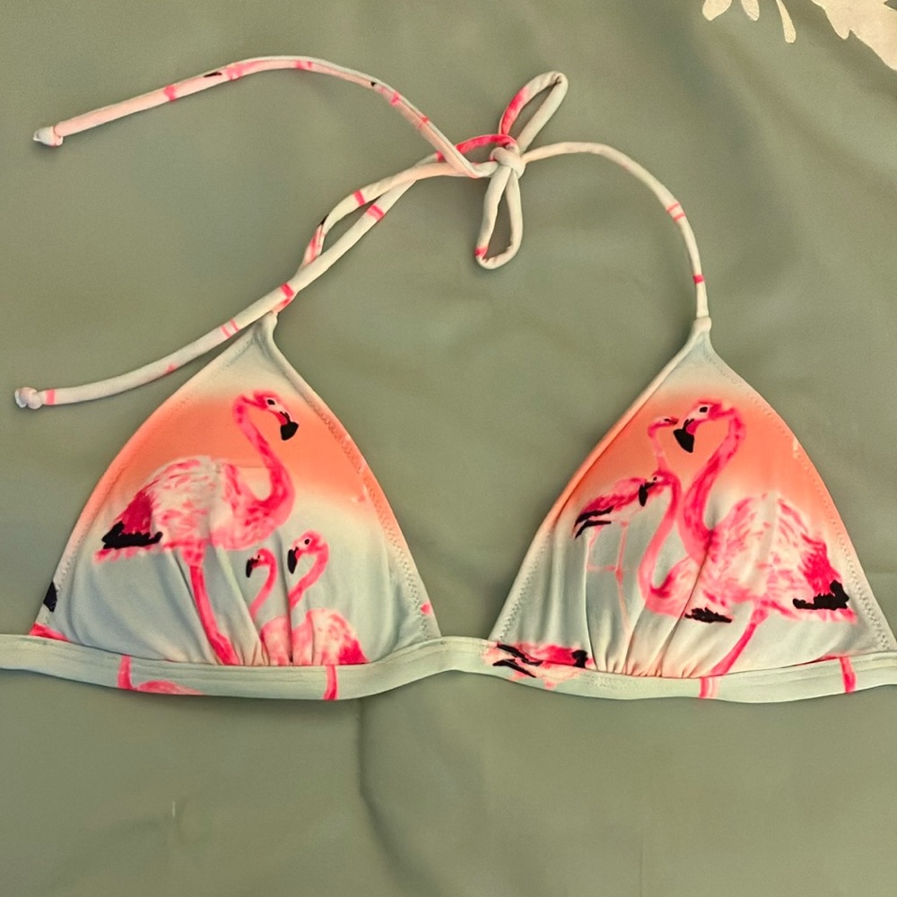 NWOT Victoria’s Secret PINK flamingo print bikini top